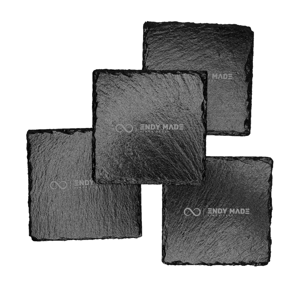 
                  
                    Sous-Verre Personalisés │ Ensemble cadeau de sous-verres en ardoise personnalisé à votre goût! Ces sous-verres en pierre d’ardoise gravés au laser font d’excellents cadeaux de mariage, de fête ou personnels. - Pierre réelle avec des bords ébréchés. (les t
                  
                